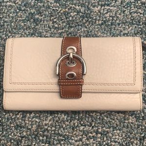 Woman’s Coach Wallet